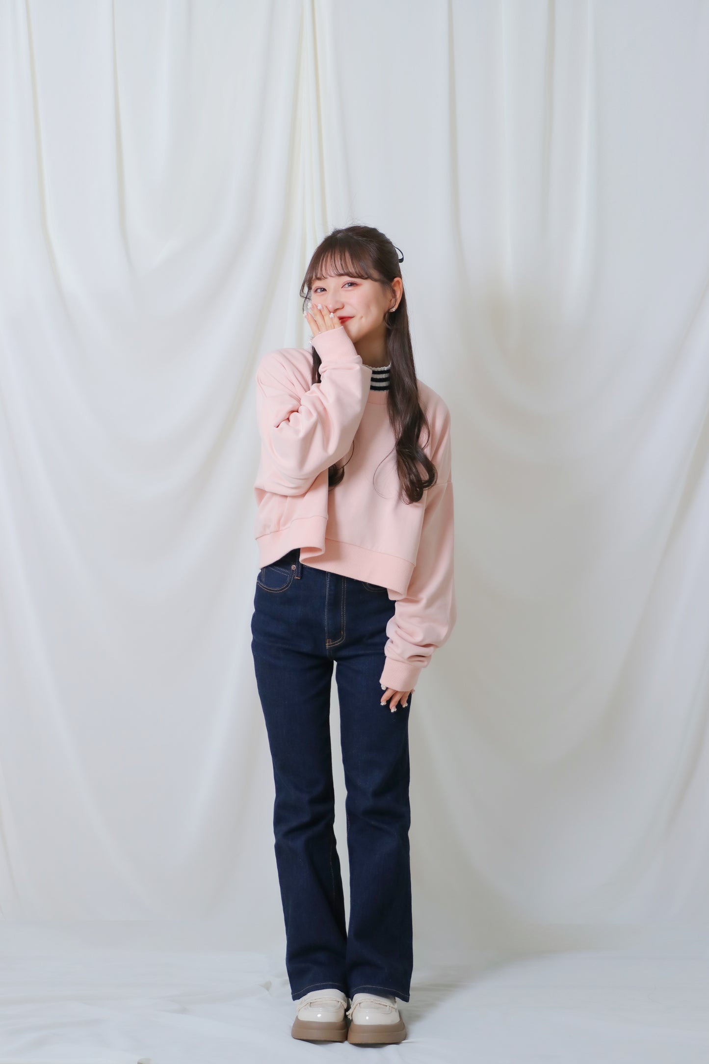 umm. logo short sweat