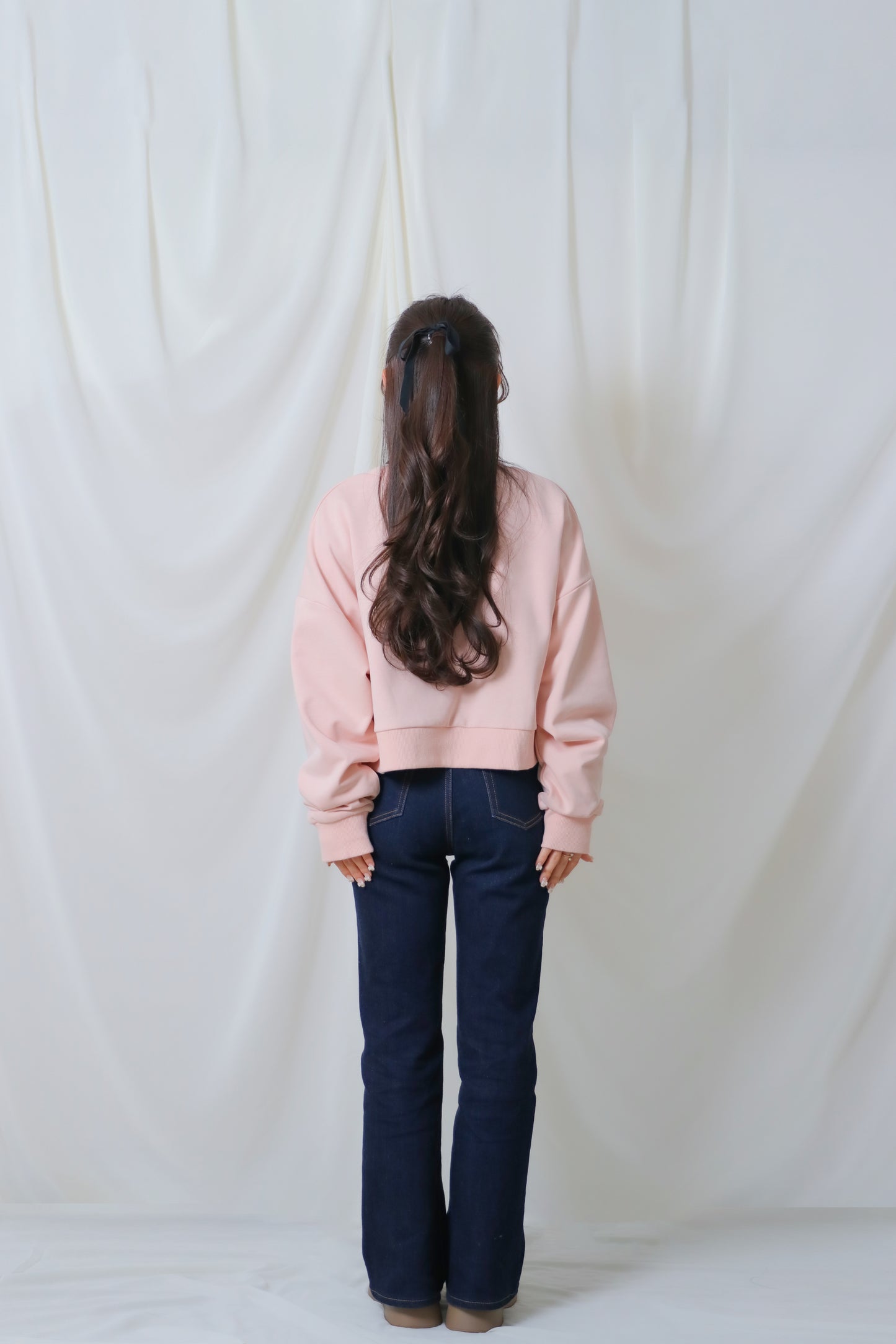 umm. logo short sweat