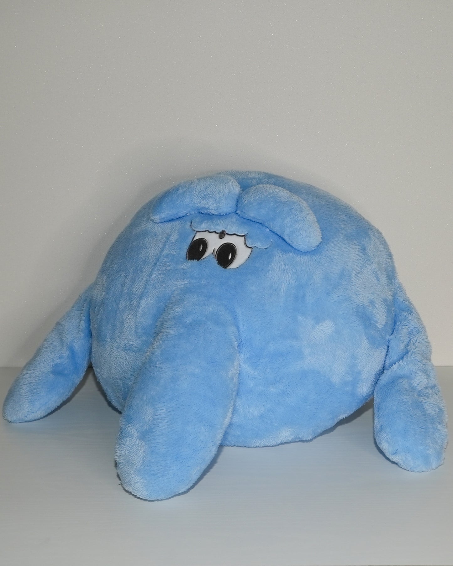 りんぞうのもこもこでかクッション