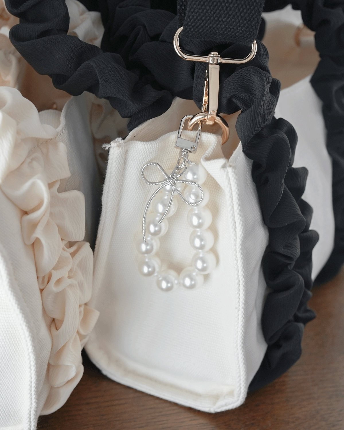 frill canvas bag