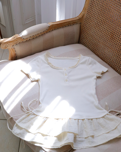 ruffled hem t-shirt
