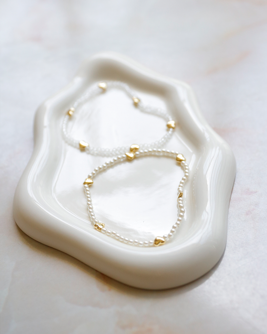 gold heart bracelet