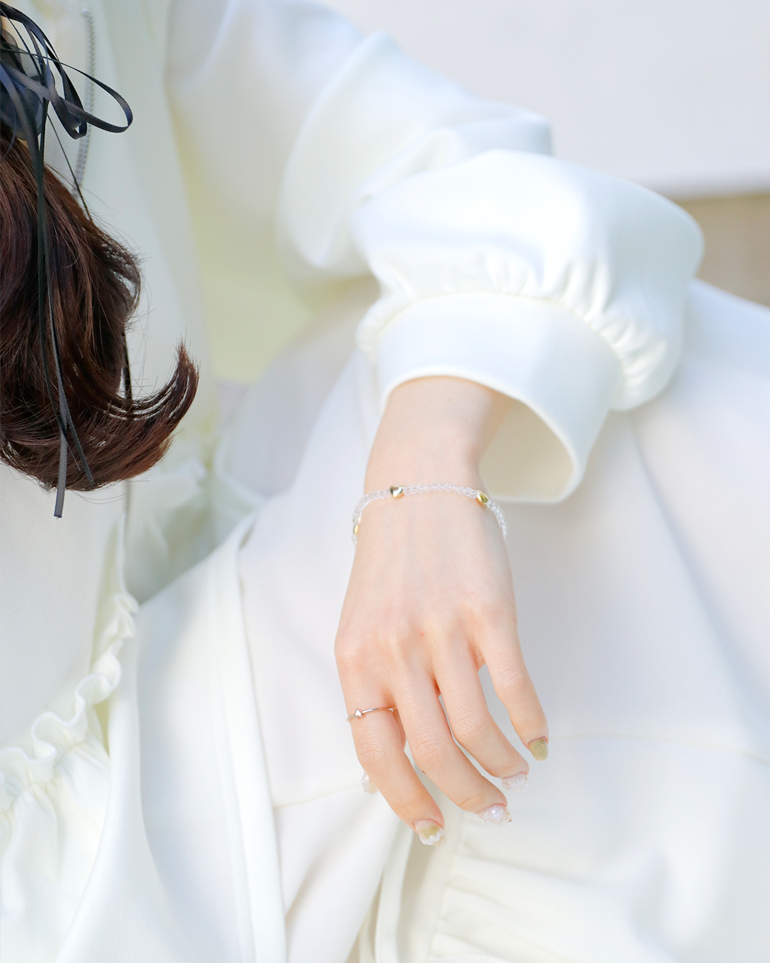 gold heart bracelet
