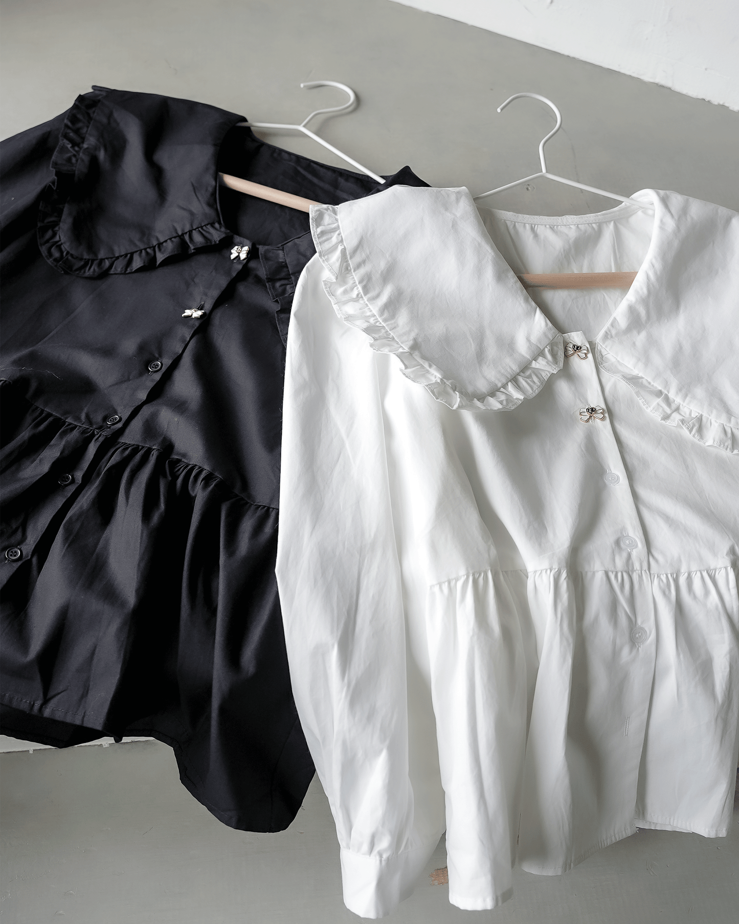Soft Frill Collar Blouse