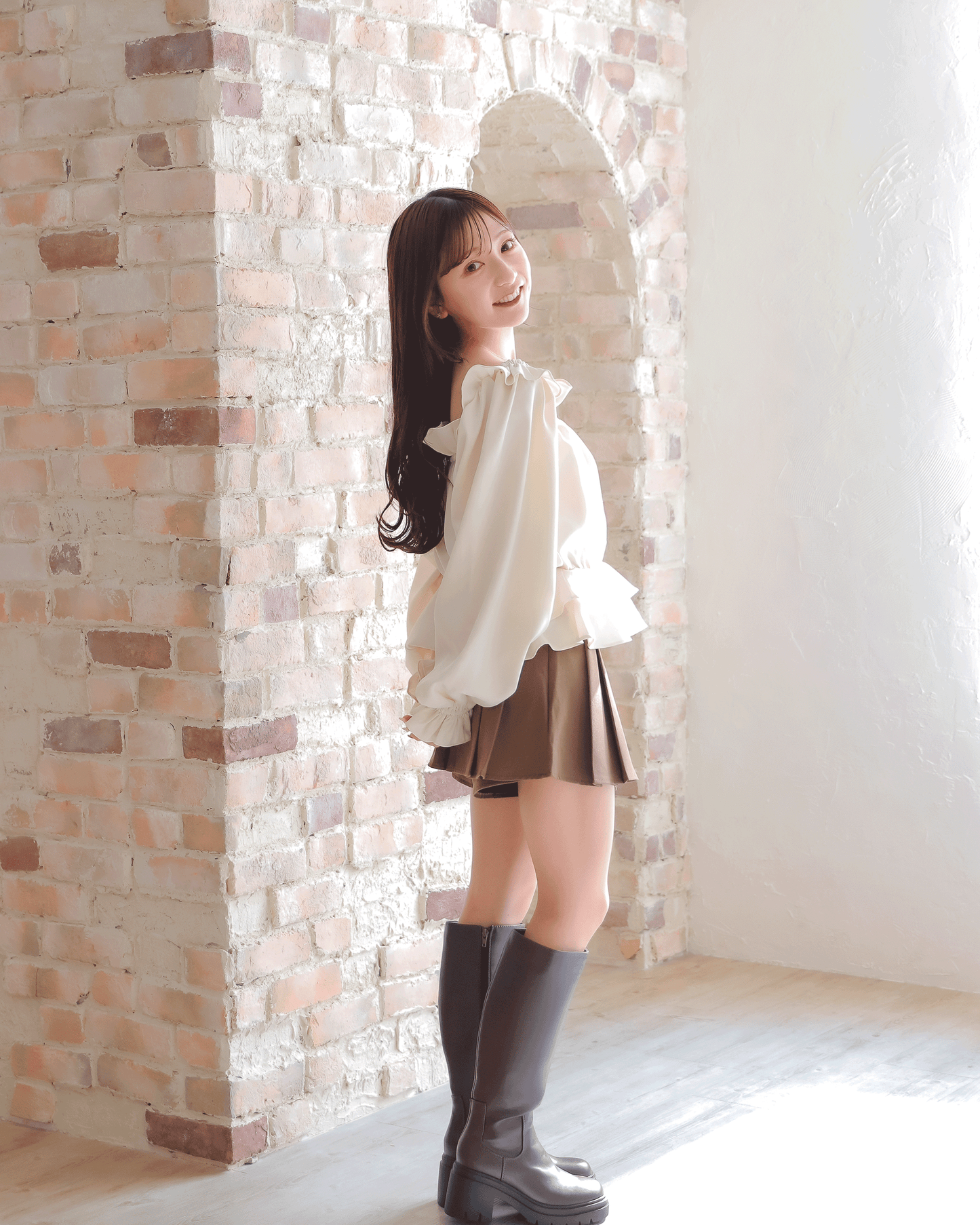 Short Pleated Skirt Pants（ベルト付き）