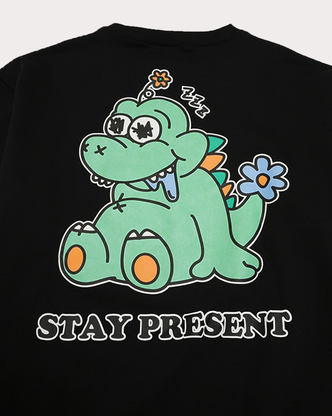 スウェット　恐竜　個性的　US古着　黒　裏起毛　ゆるだぼ　ＸＬ USJ - US古着Lsize プルオーバーフーディー ジュラシックパーク