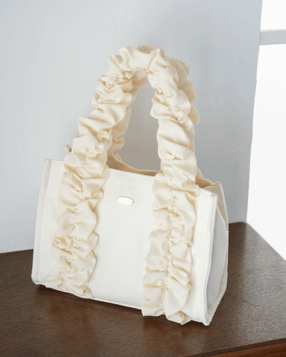 frill canvas bag