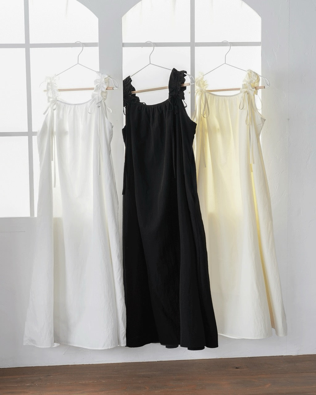Gathered Ribbon strap Dress